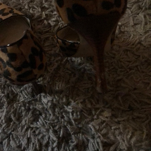 Heels - Picture 3 of 4
